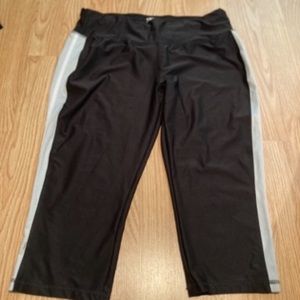 Athletic Works Capri leggings XL 16-18